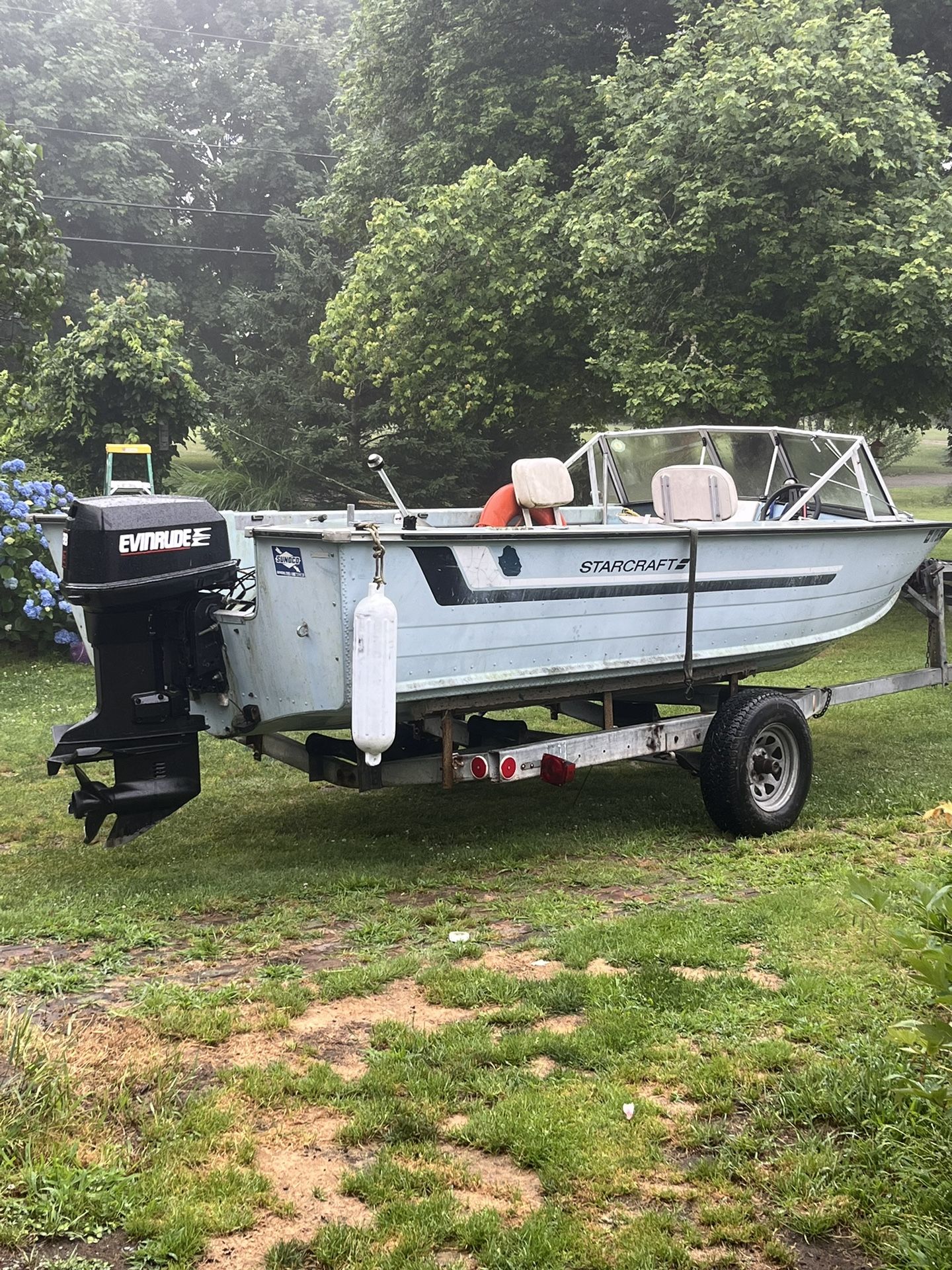 18’ StarCraft Aluminum Boat