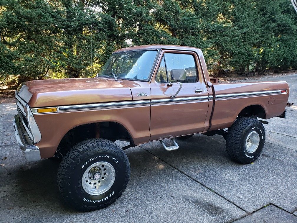 1977 Ford F150 4x4 Manual Transmission
