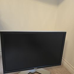 Dell 24" 1920x1080p IPS Vertical Or Horizontal PC Monitor