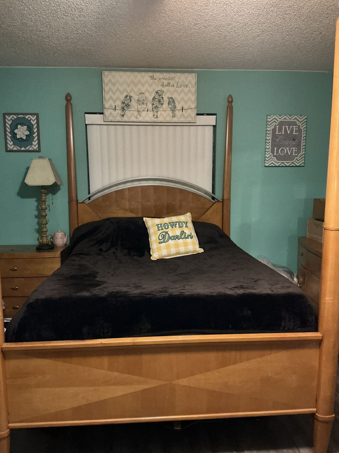 Queen bedroom Set
