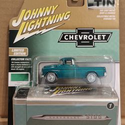 Johnny Lightning Pro Collector 1955 Chevy Cameo