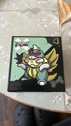 McDonald’s Pompompurin Gigan Figure Toy #4