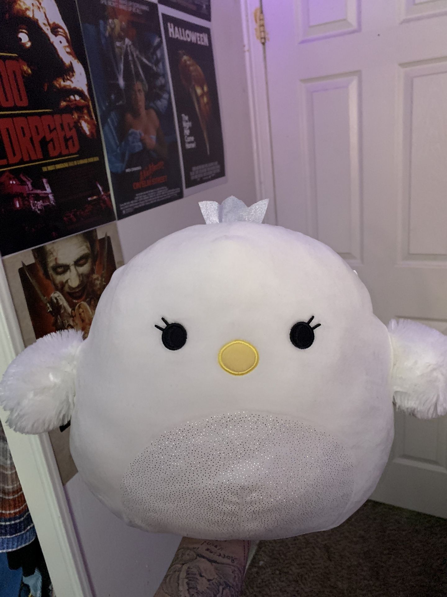 Alyssa The Swan Squishmallow