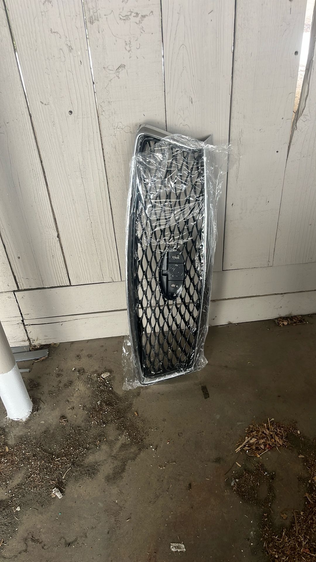 Infiniti Grill