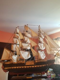 U.S.S. Constitution Collectors Ship