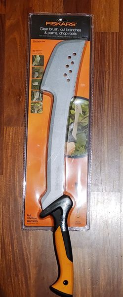 Fiskars Machete Knife, Heavy Duty, 18-Inch Bushcraft Axe