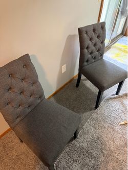 Accent chairs
