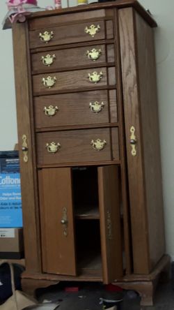 Jewelry organizer