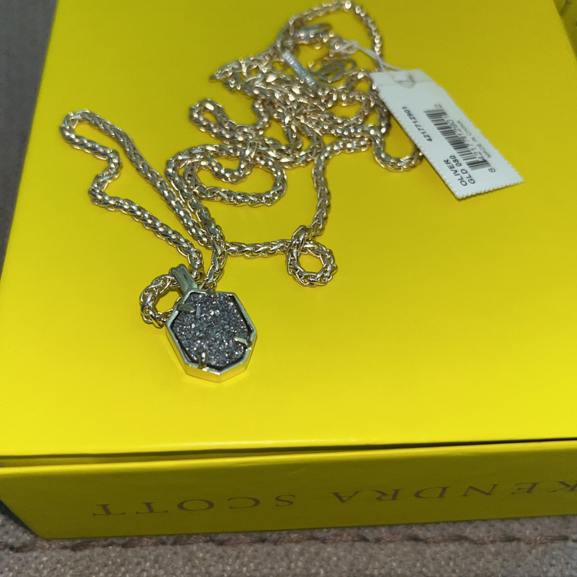 Kendra Scott Necklace for Sale in Schertz, TX OfferUp
