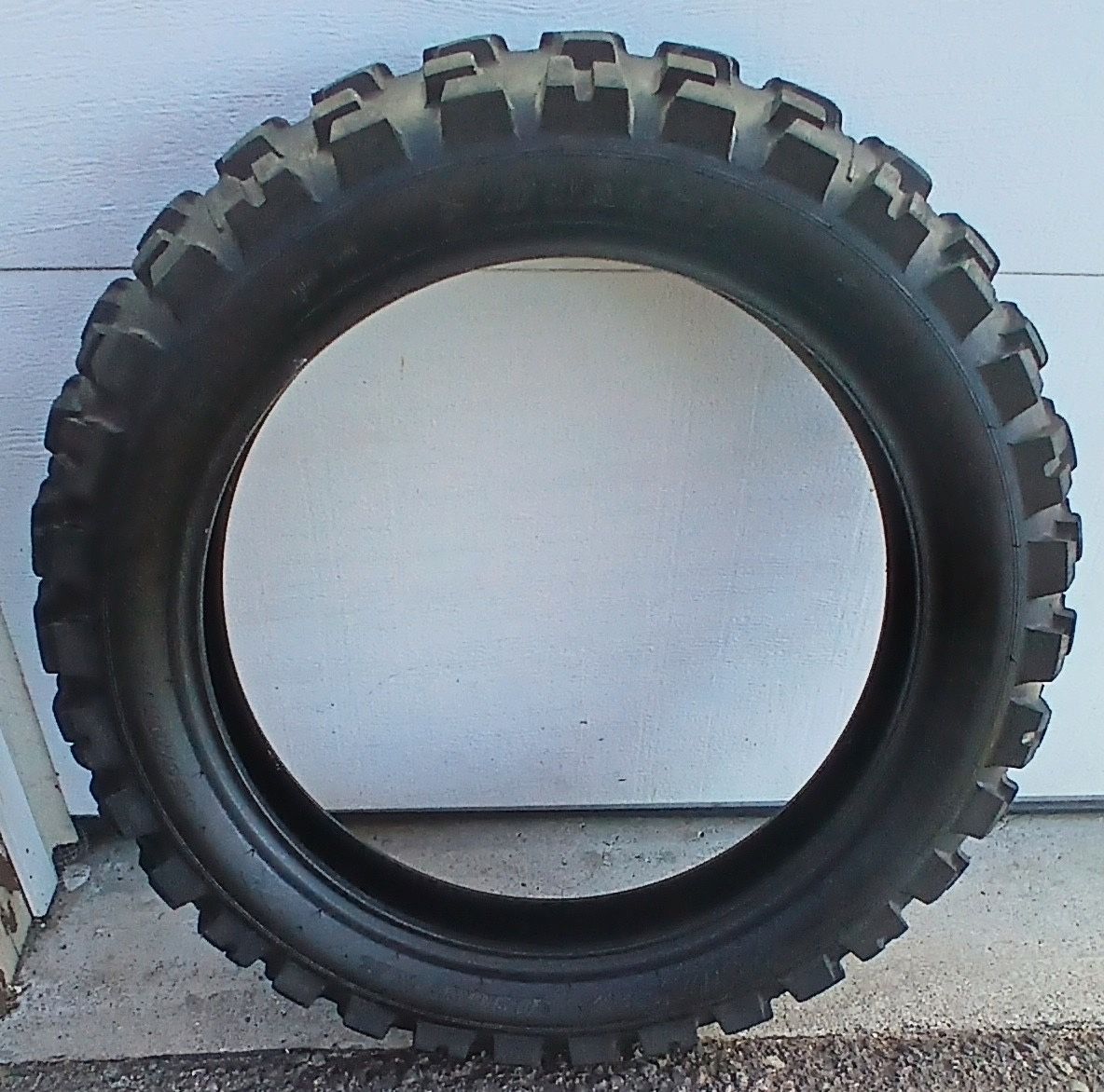 Dunlop D908 RR 150/70 B18 Rally Raid Motorcycle Tire