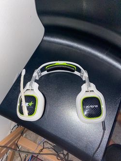Astro a40