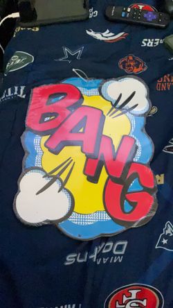 Bang wall decor