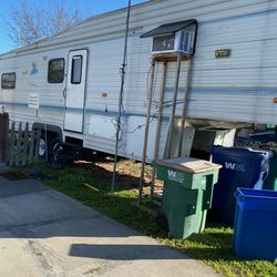 2002 Nash CCH trailer For Sale Need Gone Asap