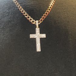 10k Yellow Gold Cross With 2 Ct Round/baguette Diamonds