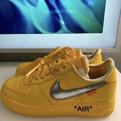 Nike Air Force 1 Low OFF-WHITE University Gold Metallic Silver