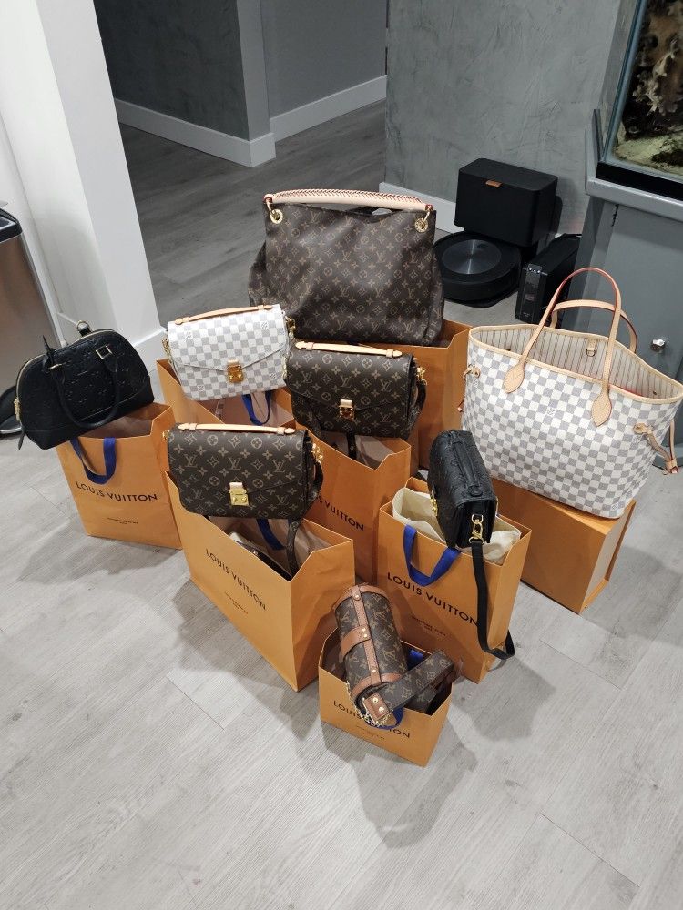 REAL LOUIS VUITTON BAG RECEIPT ON HAND