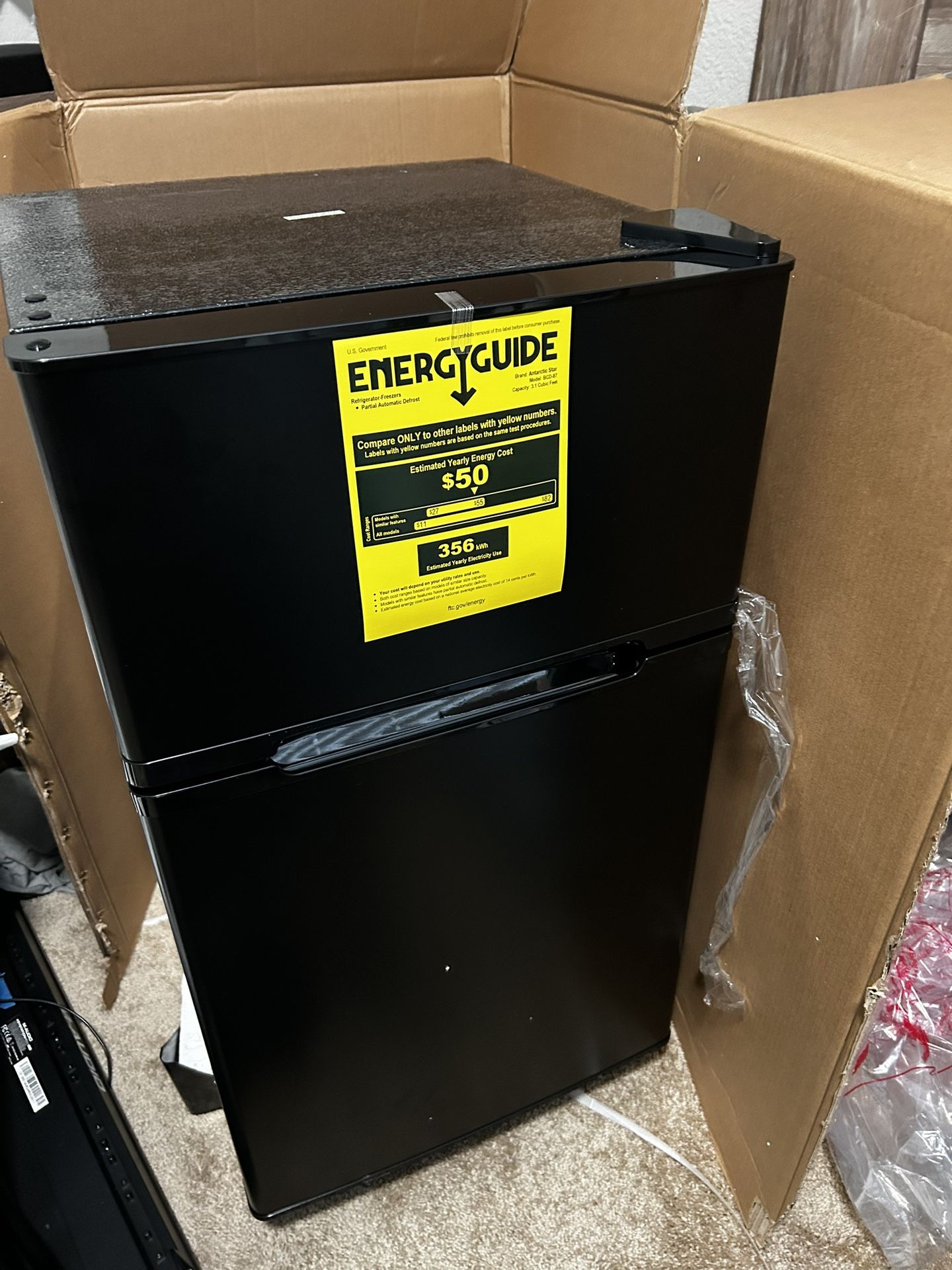 Brand New Mini Fridge with Freezer 3.2Cu