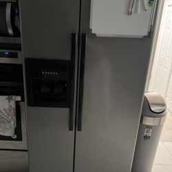 Stainless steel refrigerator