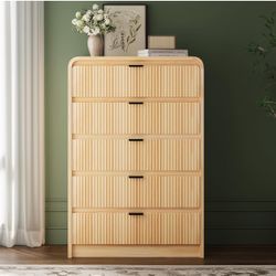 Modern Natural Oak Dresser – Fluted 5-Drawer Storage Cabinet (48” Tall)