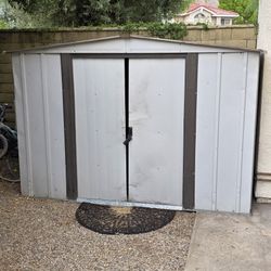 Shed 