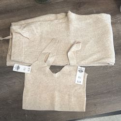 Gilly Hicks (Hollister) 2-piece Set - M $20