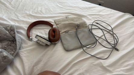 M&D MW65 Headphones Used