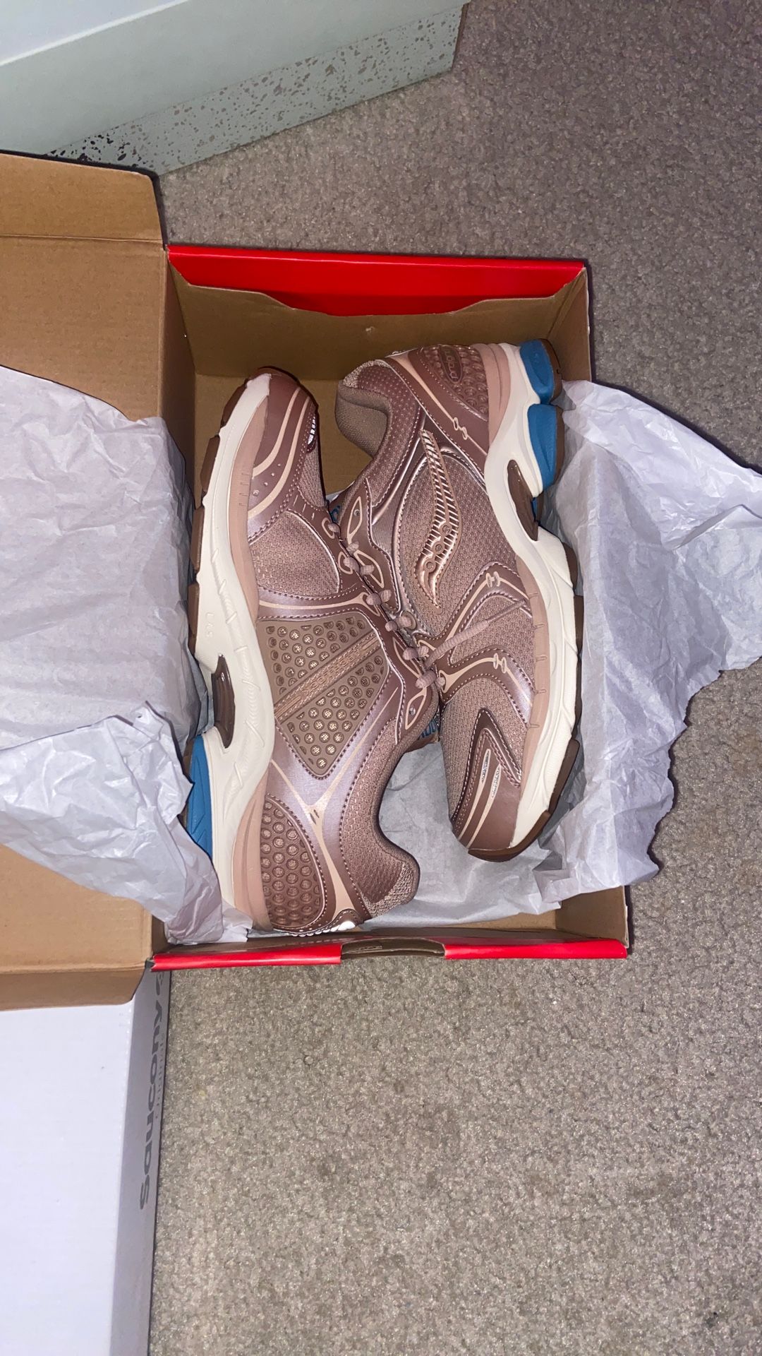 Saucony Size 9 $75