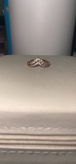 Pandora princess ring