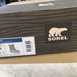 Sorel caribou Winter Boot - Women Size 9