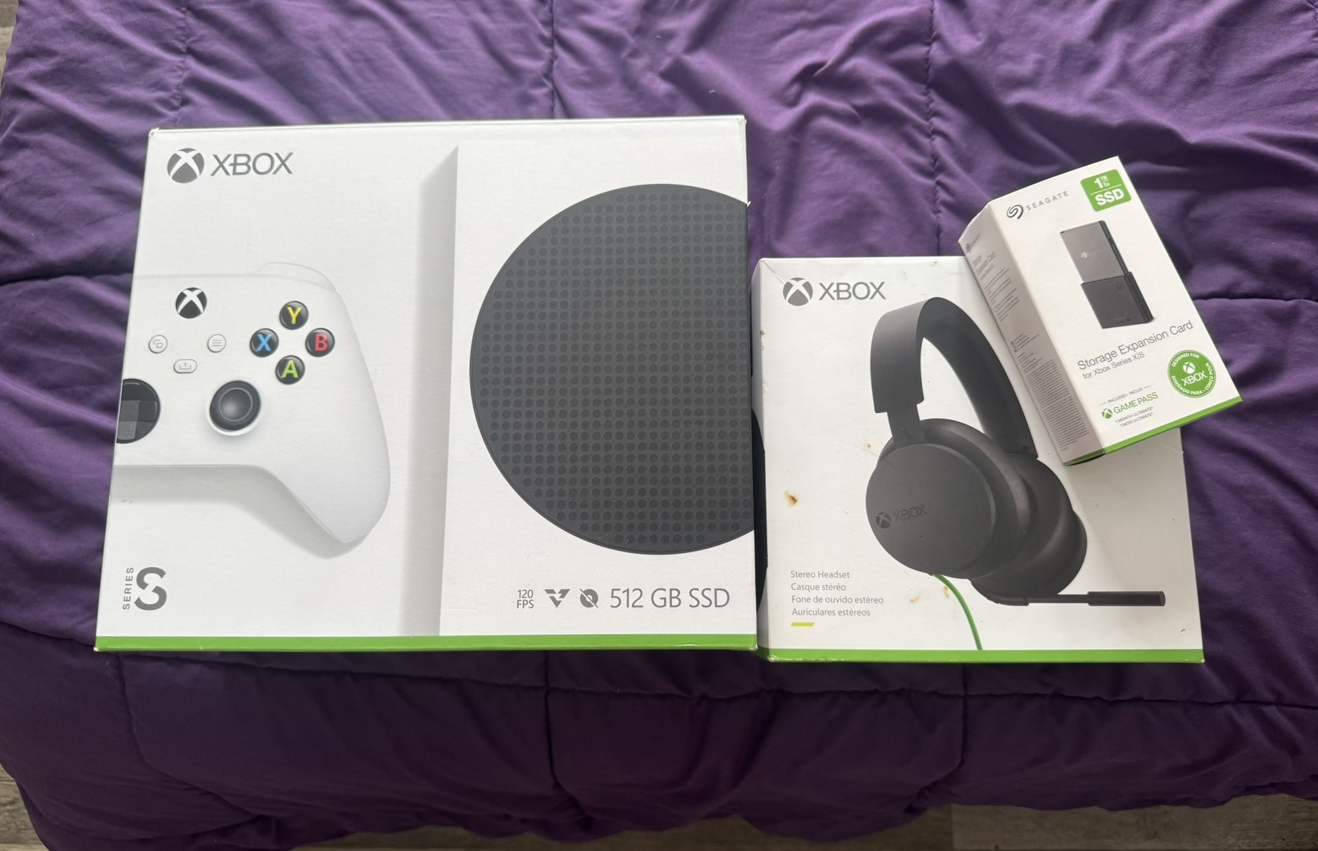 Xbox One S W/ Seagate Storage Expander