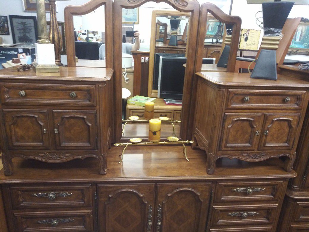 Drexel Dresser with mirror and 2 night stands