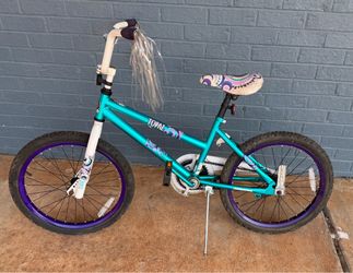 Girls 20 inch bike