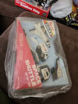 Vintage Tonka space shuttle gift set