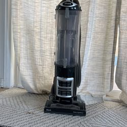 Used Shark Navigator Vaccum