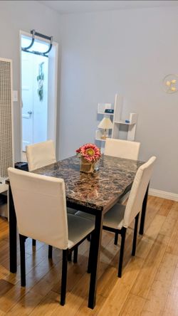 Dinning table with 4 chairs