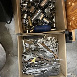 Sockets And Wrenches