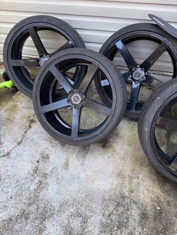 Set of 4 Gloss Black 5 Spoke Wheels with Tires
