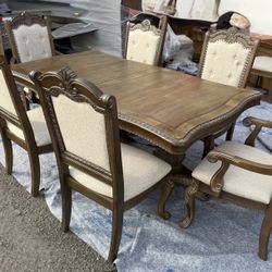 Like New 8 Chair Extended Charmond Dining Table Set With Buffet- DELIVERY AVAILABLE 