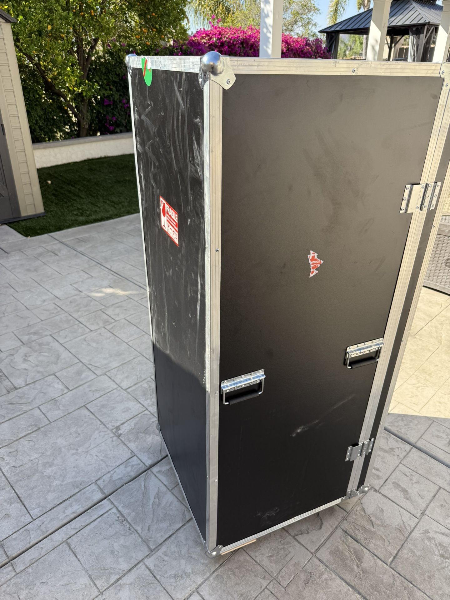 Container / Steel trunk