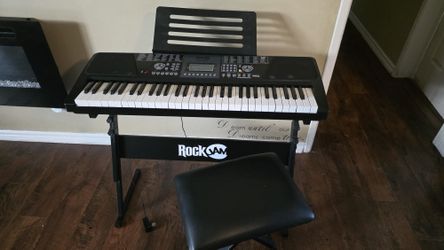 RockJam 61 Key Keyboard Piano With LCD Display Kit, Stand, Bench,GREAT, LIKE NEW. 