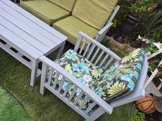 Outdoor Patio Chit Chat