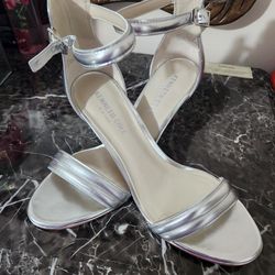 Kenneth Cole Mallory heel