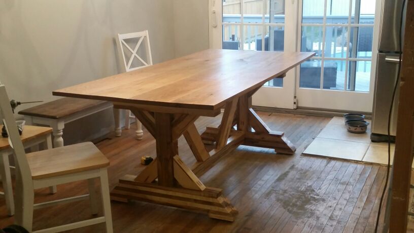 Farm table