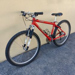 Raleigh 27" 24-Speed Hybrid Mountain / Road Bike - Rockshox Shocks - Very Light 13" Frame (MSRP $430)