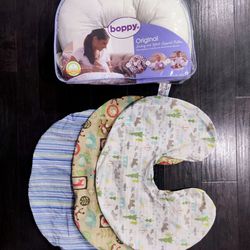 Boppy Nursing Pillow With 3 Washable Covers
