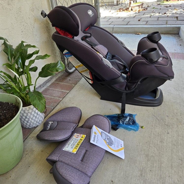 CAR SEAT ALL IN ONE