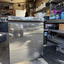 LG Dishwasher 