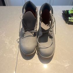 Grey Timberlands 