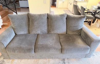 Ashley Furniture 3-Seat Gray Sofa – Great Condition