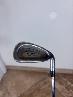 Cleveland Golf Tour Action 8 Iron